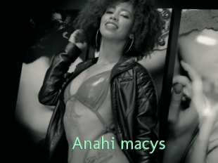 Anahi_macys