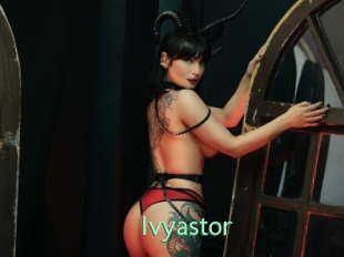 ivyastor Sexybeurettes