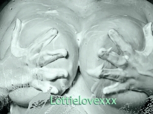 Lottielovexxx