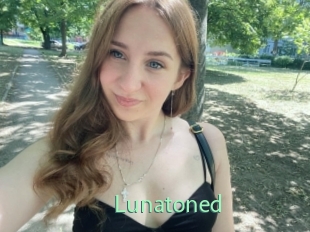 Lunatoned